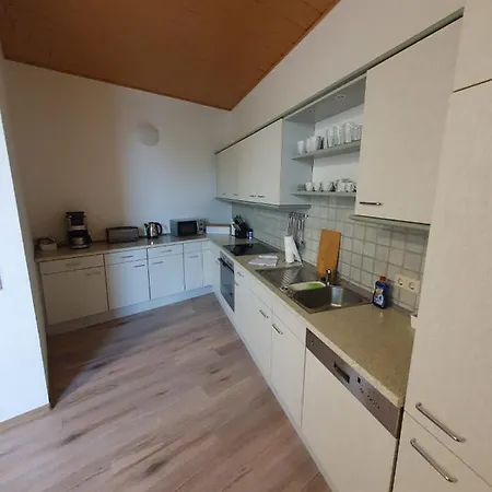 Toni Апартаменты *