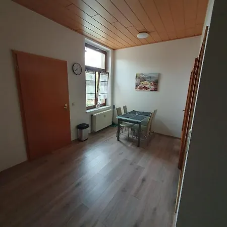 Toni * Бернбург