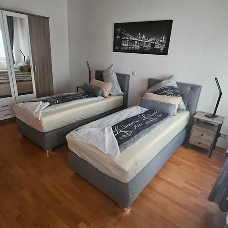 Апартаменты Toni Бернбург